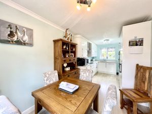 Dining Kitchen- click for photo gallery